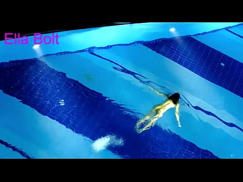 ❤️ Je ne peux pas m'arrêter de regarder, jeune blonde prise en train de nager nue dans la piscine de la station ELLA BOLT. ☑ Porno anal at us fr.hentaisun.ru